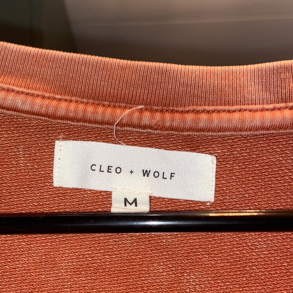 NWOT Cleo+Wolf sweatshirt - Picture 2 of 4